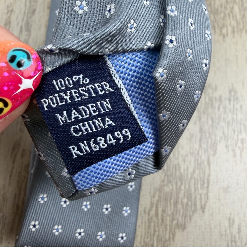 795 Club Room Men's Tie Dooley Floral 40 Silver (Grey) $55 Polyester — image 3 of 5